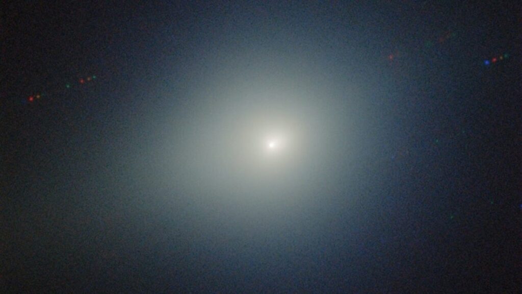 3I/ATLAS comet: See it shift from red to green