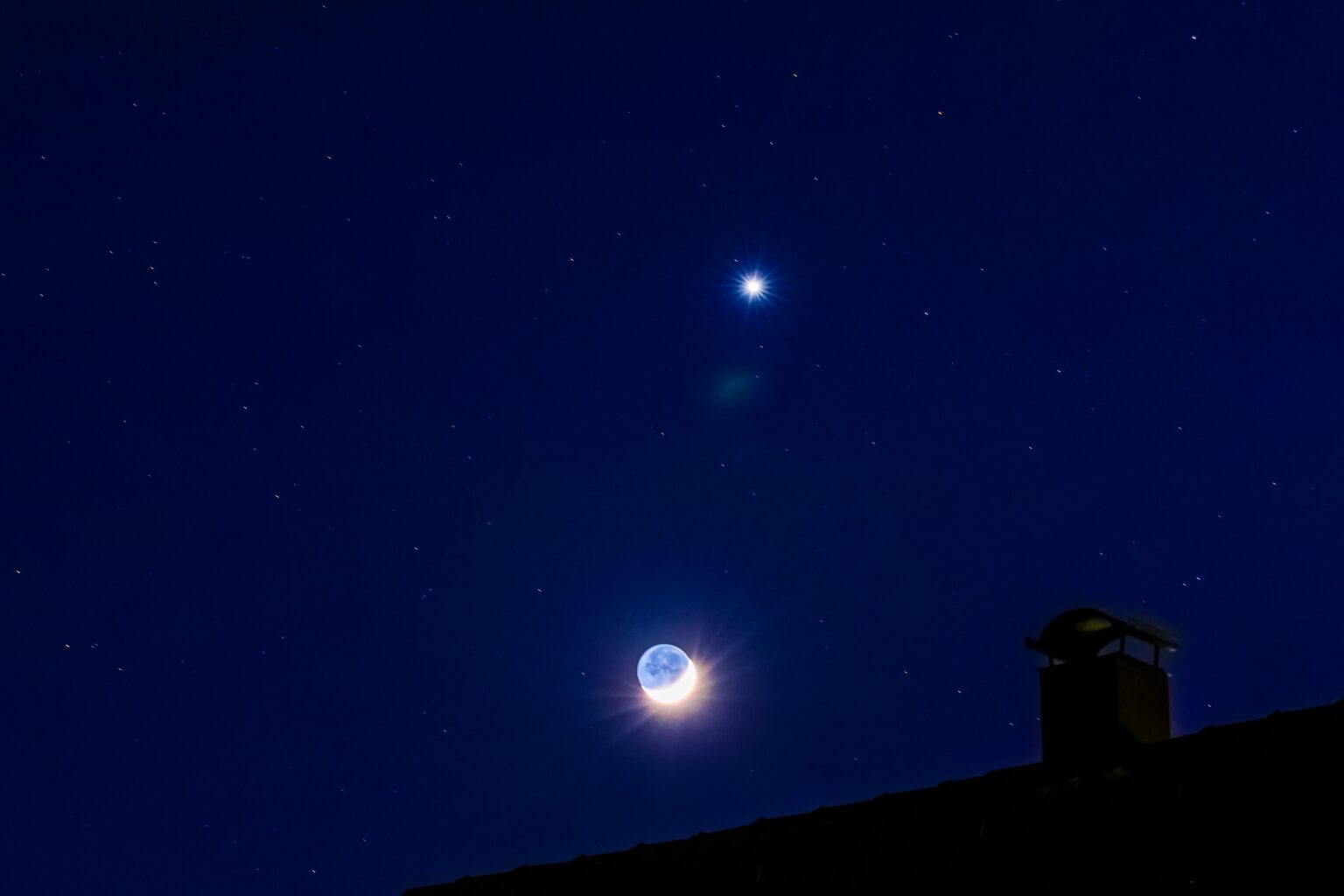 Moon with very bright Venus