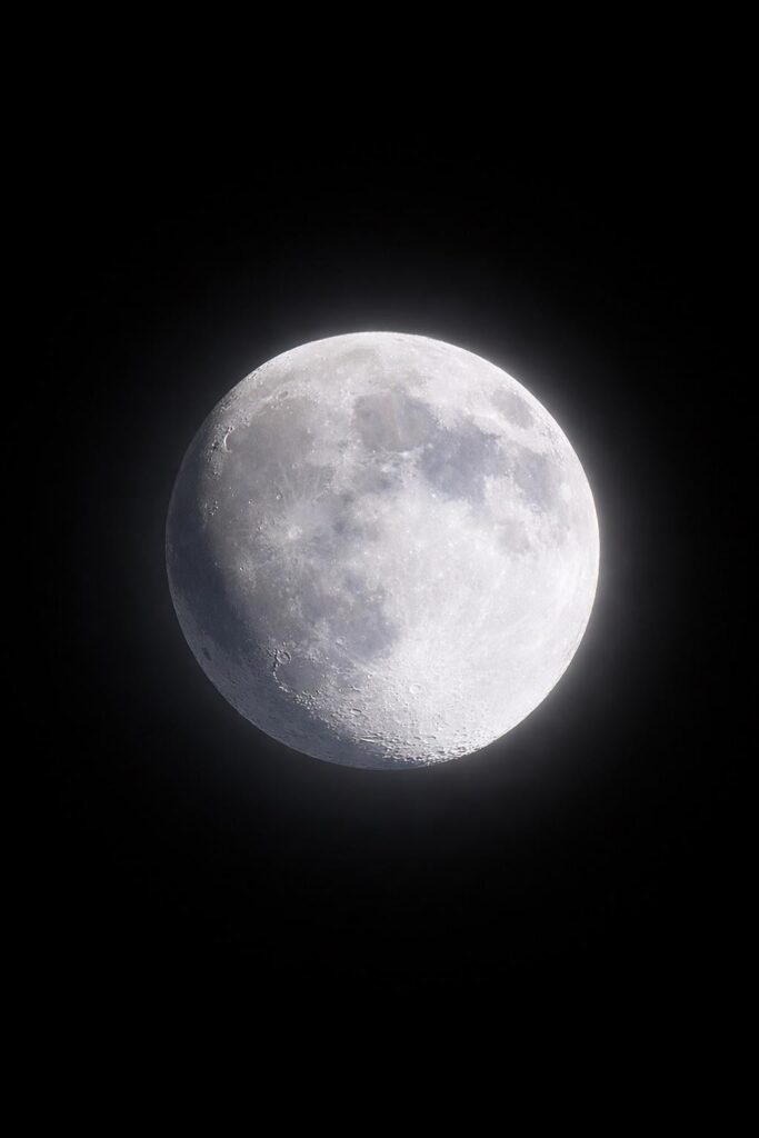 Moon composite