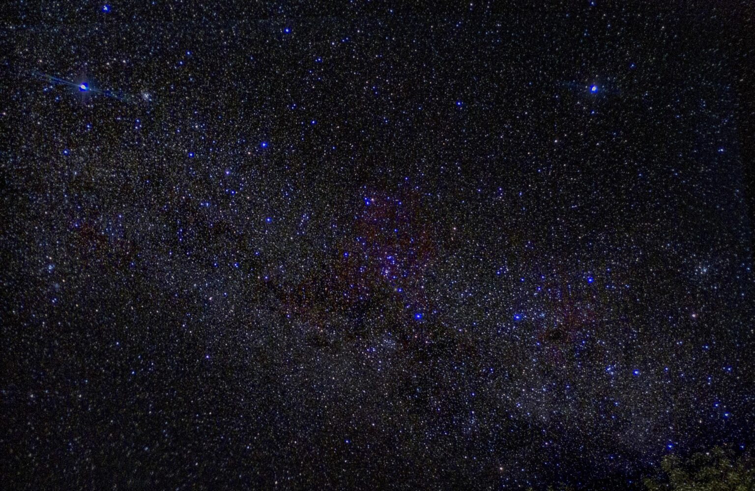 Galactic Plane in Canis Major–Puppis–Vela captured with a smartphone (GCam RAW workflow)
