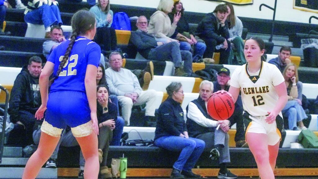 Lakers defeat Comets; NWC battle against Buckley Lakers defeat Comets; NWC battle against Buckley