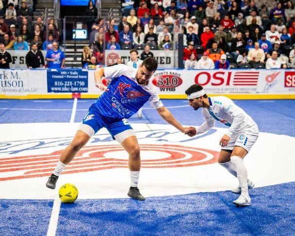Kansas City Comets hang on to complete sweep of Utica City FC Kansas City Comets hang on to complete sweep of Utica City FC
