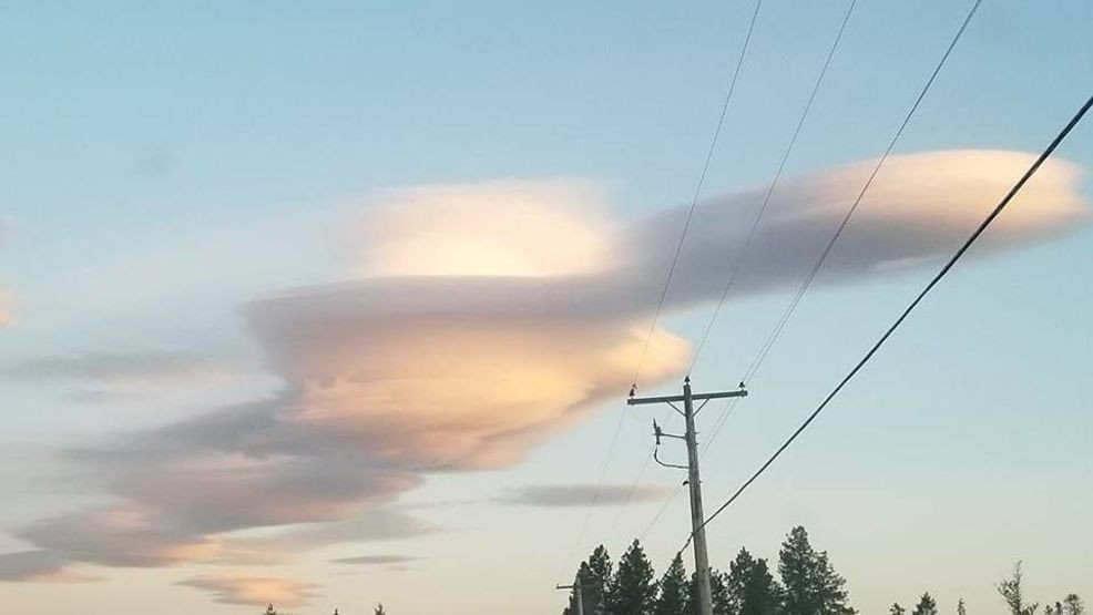 Lenticular clouds (WGME).