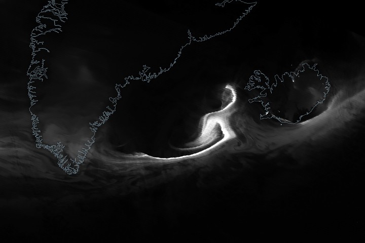 Northern Glow Spans Iceland and Canada Northern Glow Spans Iceland and Canada