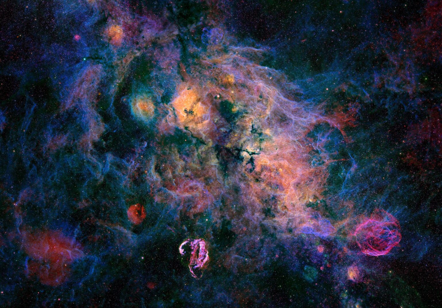 Overview image of the region of the constellation Cygnus in emission lines, as seen by the Northern Sky Narrowband Survey (Tk833 - Own work)