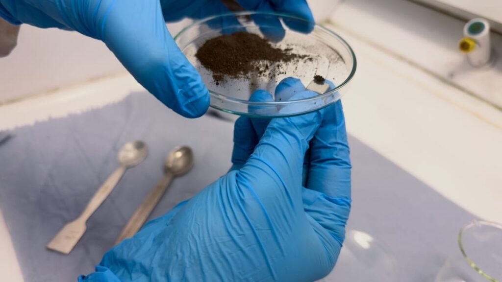 ESA project explores turning lunar soil into conductive 3D printing material