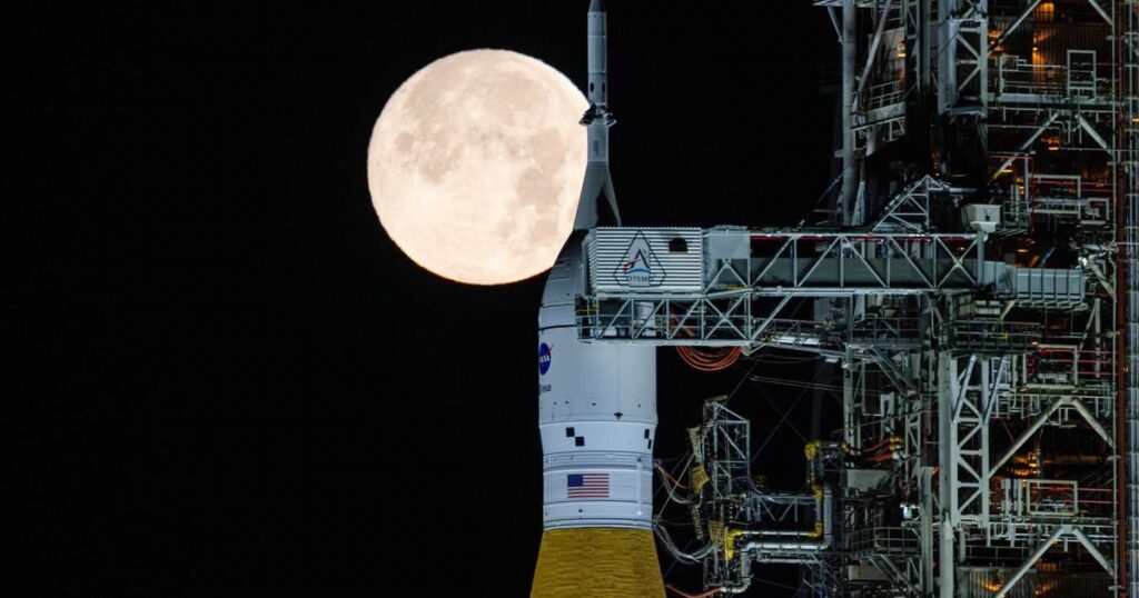 NASA targets a March launch of the moon rocket after test run reveals fuel leaks :: WRAL.com
