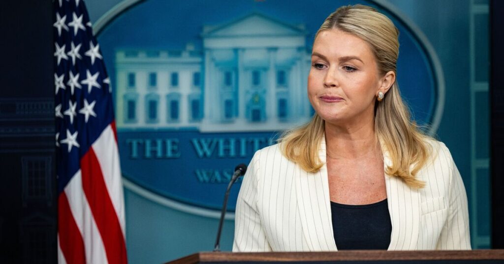 Karoline Leavitt breaks White House silence on Obama's alien claims - Politics - News