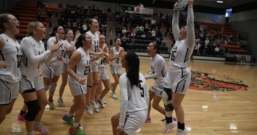 Lady Comets elated to punch ticket to Area Tournament | Sports Lady Comets elated to punch ticket to Area Tournament