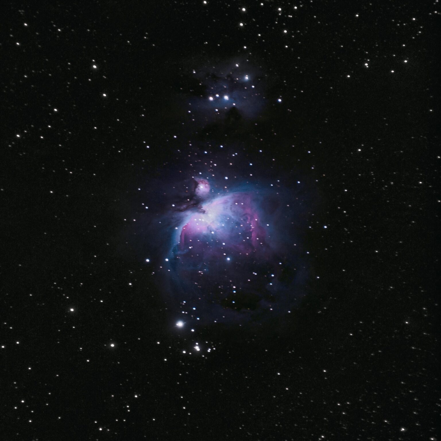 Untracked Orion Nebula (M42) Untracked Orion Nebula (M42)