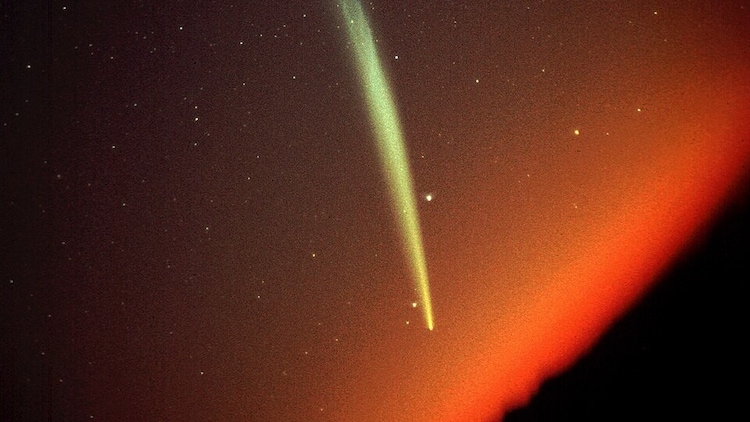 Comet Ikeya-Seki, captured on October 29 1965. (Photo: NOIRLab)