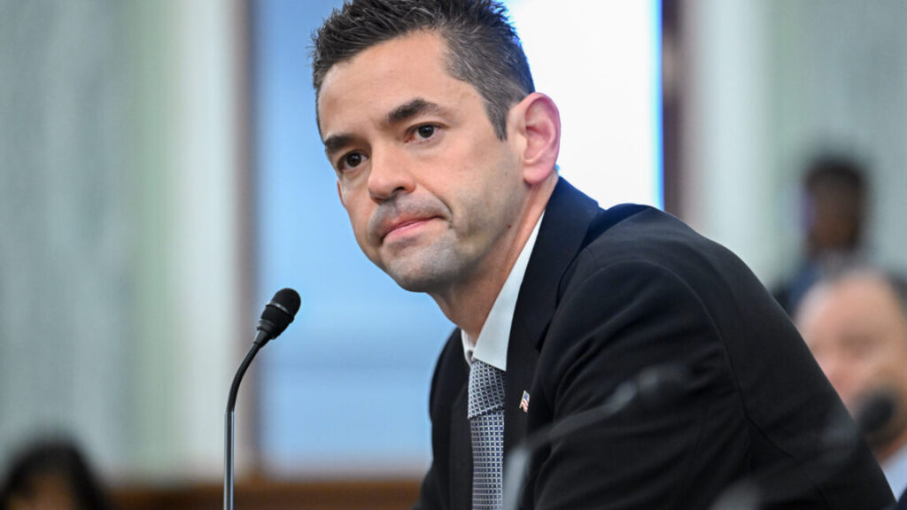 NASA chief vows to solve SLS rocket fueling issues before Artemis III NASA chief vows to solve SLS rocket fueling issues before Artemis III