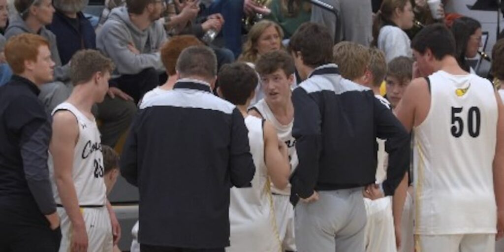 Boyden-Hull advances in substate play with win over Jays