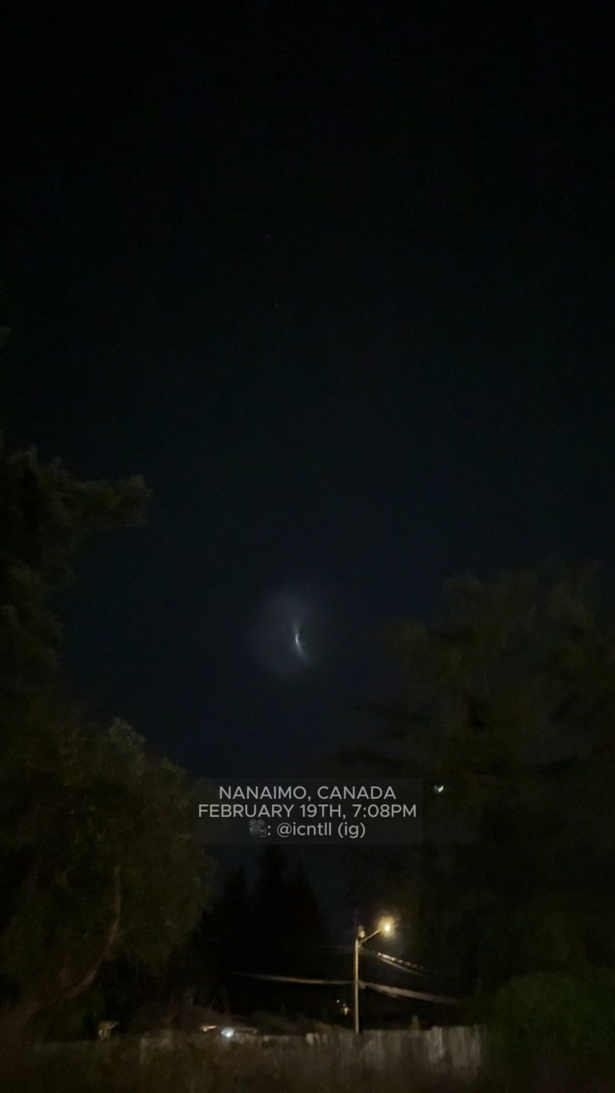 Odd lights in the sky