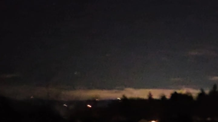 Its 24 degrees in Monroe, WA... pay close attention to the object on the left. 2/19 at 10pm