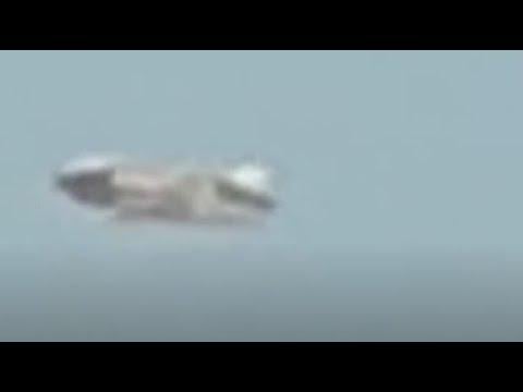 Huge UFO video footage over Venice Beach, Florida, May 7, 2022.