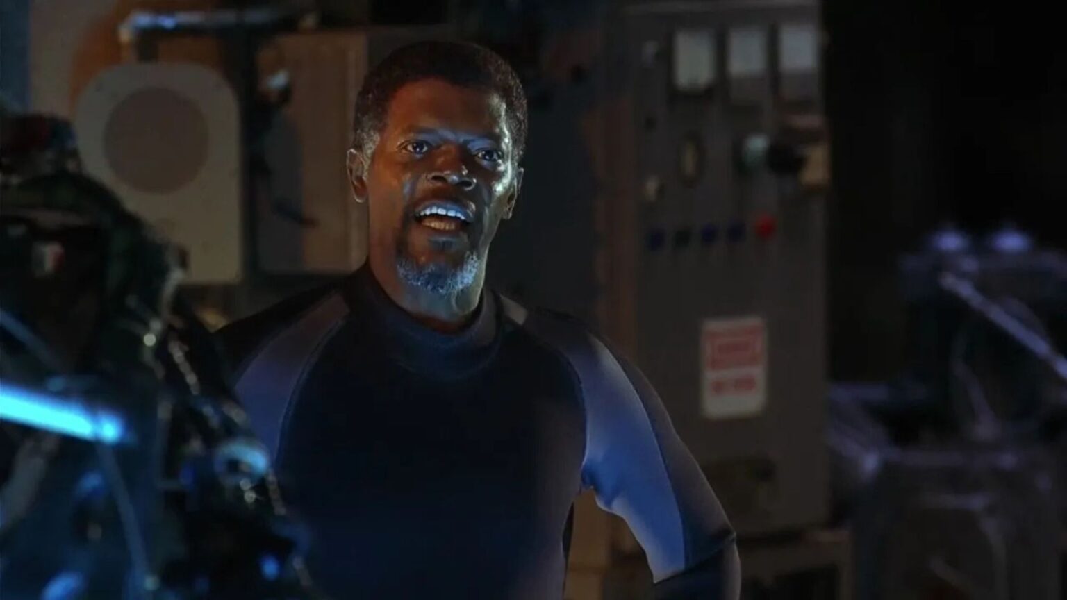 Director of A Cult ’90s Sci-Fi Admits He Ripped Off Alien Director of A Cult '90s Sci-Fi Admits He Ripped Off Alien