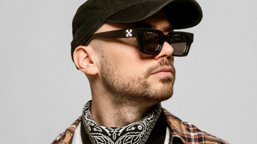 San Pacho And SEBS (US) Pair Physical Edge And Pure Club Intent On High-Pressure Tech House Collab "Impressive" Via Insomniac Records - OUT NOW