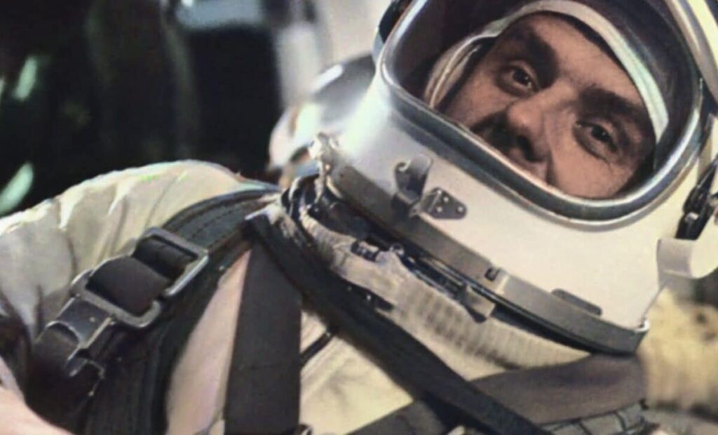 The Chilling Final Words of Vladimir Komarov, the “Man Who Fell from Space” on a Doomed Mission The Chilling Story Behind Vladimir Komarov’s Final Mission