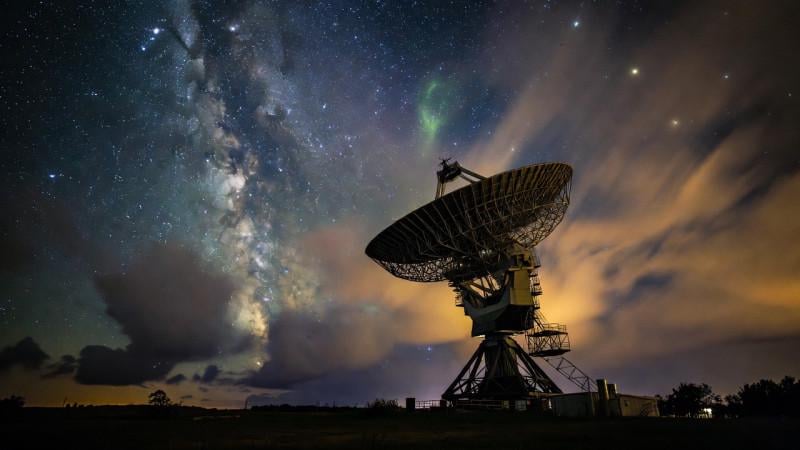 The 72 Seconds That Shook Astronomy: Did We Receive an Alien Message in 1977? - What If Science