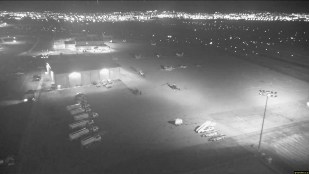 The video footage of the that shut down El Paso International Airport. Looks like it’s happening again.
