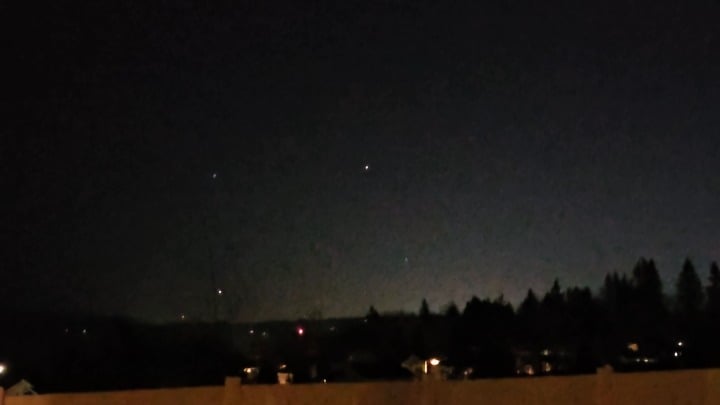 Caught this event today in Monroe, WA, today, at 6:47pm sorry about the background noise