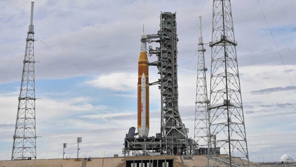 NASA to roll Artemis II rocket off launch pad after helium issue NASA to roll Artemis II rocket off launch pad after helium issue