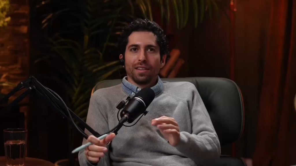 This man witnessed a UFO crash firsthand then after leaving the crash site two men in black suits approached him… already knowing his name, his address, and his family details. This man witnessed a UFO crash firsthand then after leaving the crash site two men in black suits approached him… already knowing his name, his address, and his family details.