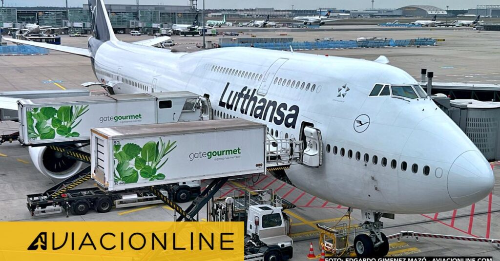 Lufthansa pilots and cabin crew to strike on February 12