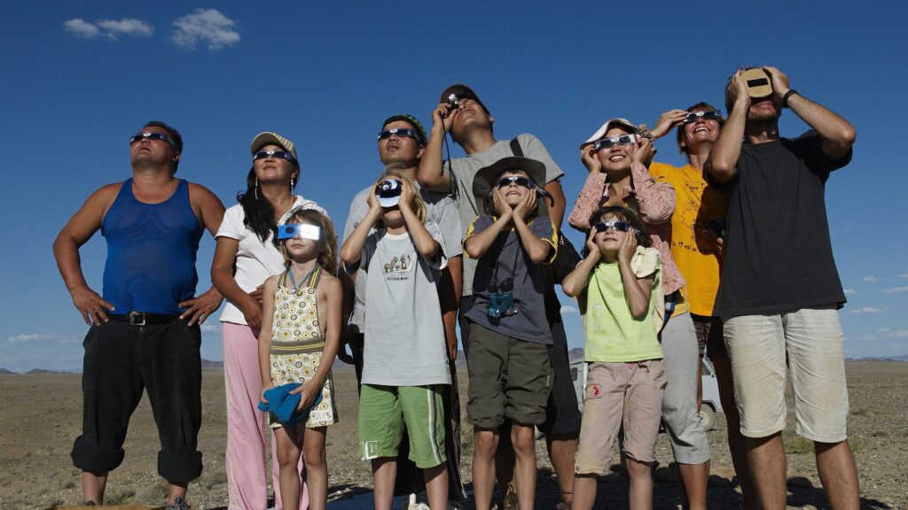 Why do some places on Earth get far more solar eclipses than others? Why do some places on Earth get far more solar eclipses than others?