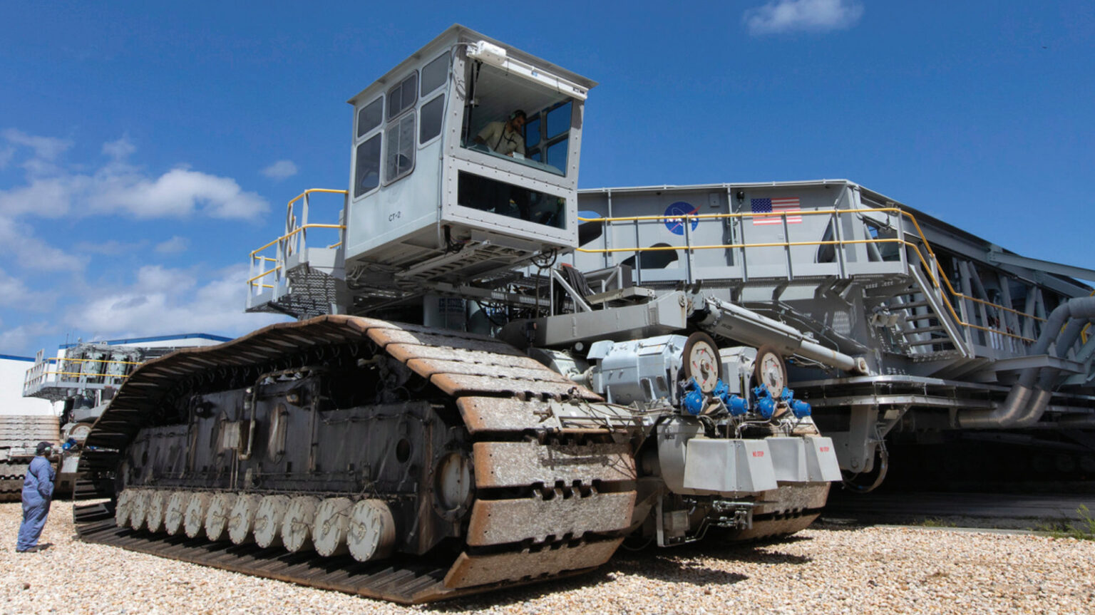 These Are The Massive Diesel Engines That Move NASA’s 6.6-Million-Pound Crawler-Transporter These Are The Massive Diesel Engines That Move NASA's 6.6-Million-Pound Crawler-Transporter