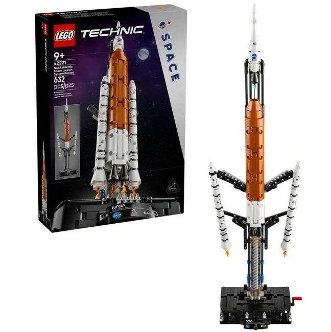 Lego SLS set with box