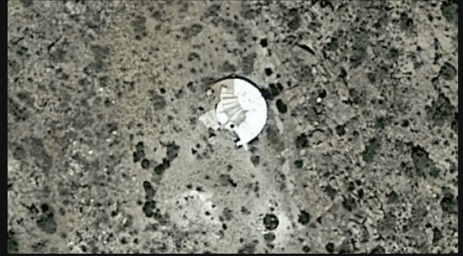 Do yall remember this UFO image making rounds in February?