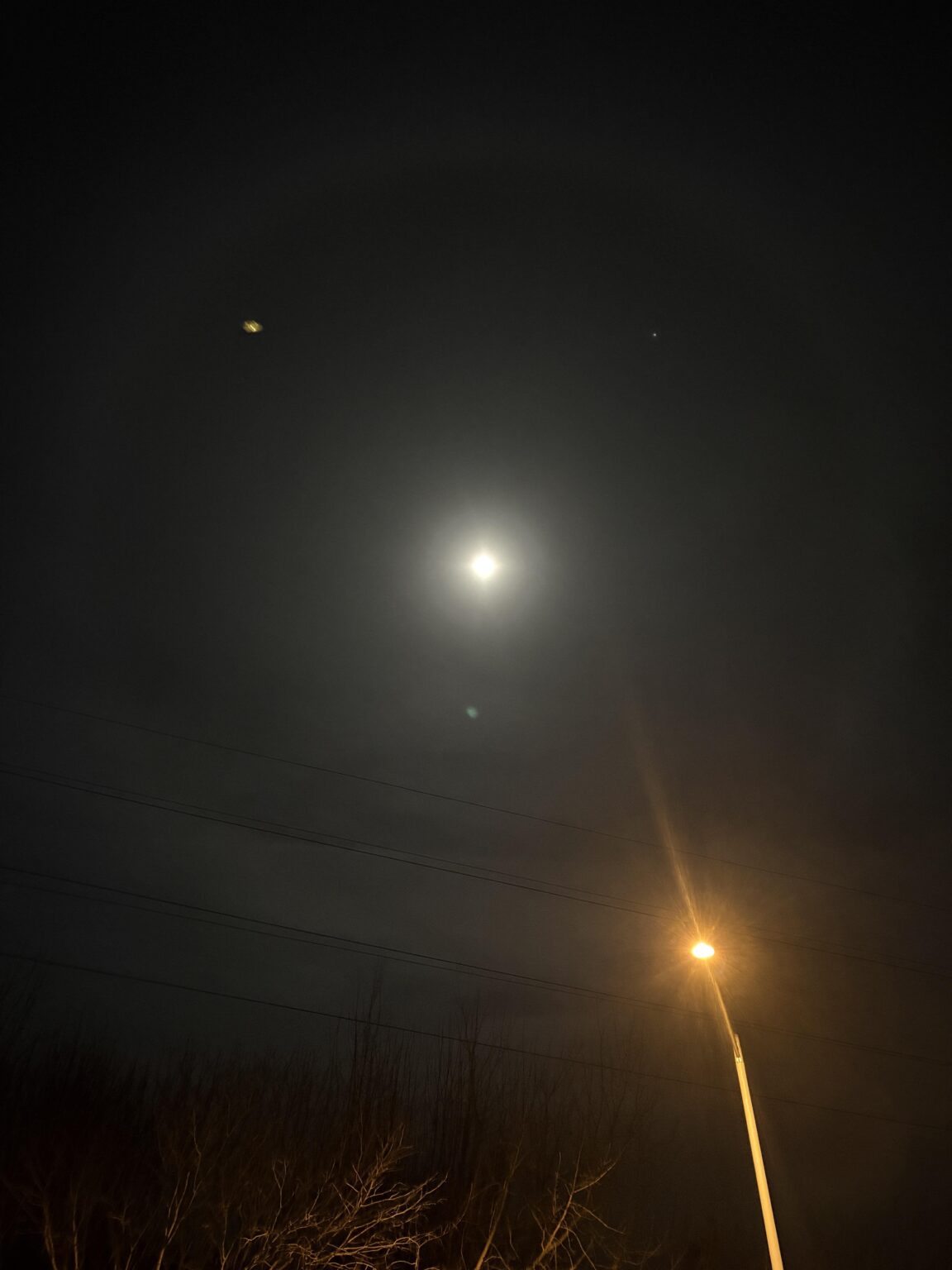 What is this ring around the moon