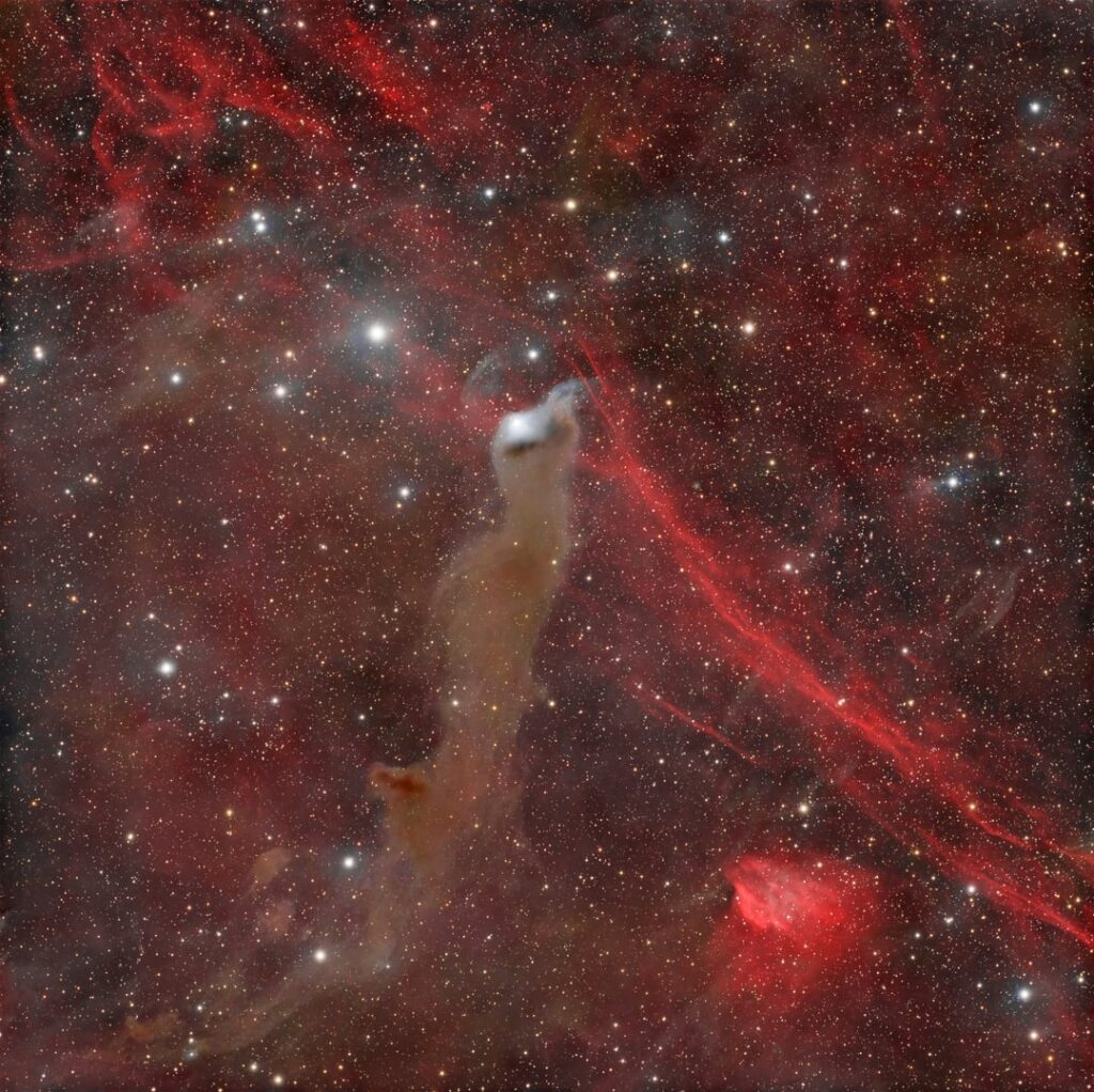 Wolf’s Cave Nebula VdB 152 – 83h LHRGB Wolf's Cave Nebula VdB 152 - 83h LHRGB