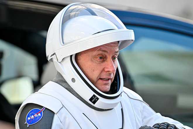NASA And SpaceX Launch Crew-11 Mission To International Space Station CAPE CANAVERAL, FLORIDA - JULY 31: NASA astronaut Mike Fincke departs the Neil A. Armstrong Operations and Control Building at the Kennedy Space Center for Space Launch Complex 39A before the NASA and SpaceX Launch Crew-11 mission to the International Space Station on July 31, 2025 in Cape Canaveral, Florida. This is NASA's 11th crew rotation and 12th human spaceflight mission to the space station supported by the Dragon spacecraft since 2020, as part of the agency's Commercial Crew Program. (Photo by Miguel J. Rodriguez Carrillo/Getty Images)
