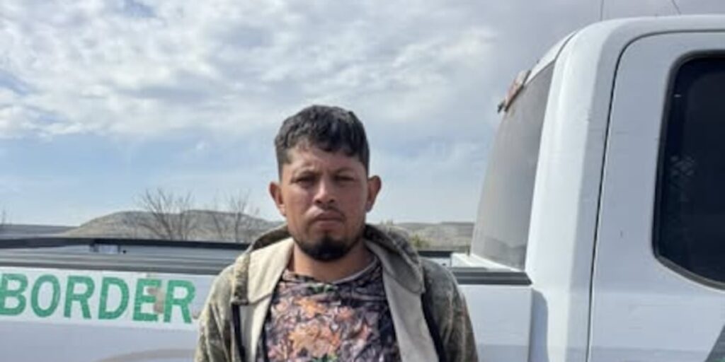 Border agents make apprehension as multi-agency operation continues in Terrell County Border agents make apprehension as multi-agency operation continues in Terrell County