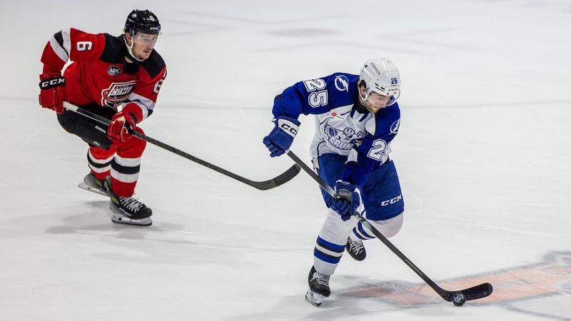 Syracuse Crunch Dominate Utica Comets, 4-1