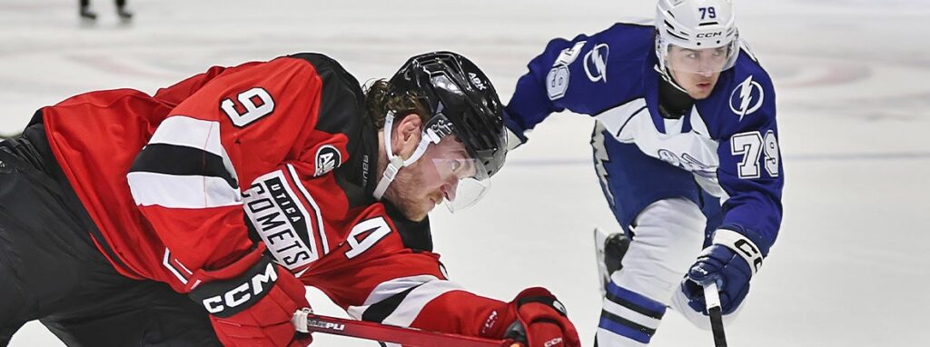 Comets Clipped by Crunch 4-1