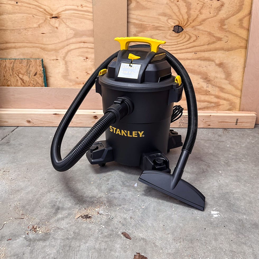 Wet/Dry Shop Vacuum Wet/Dry Shop Vacuum