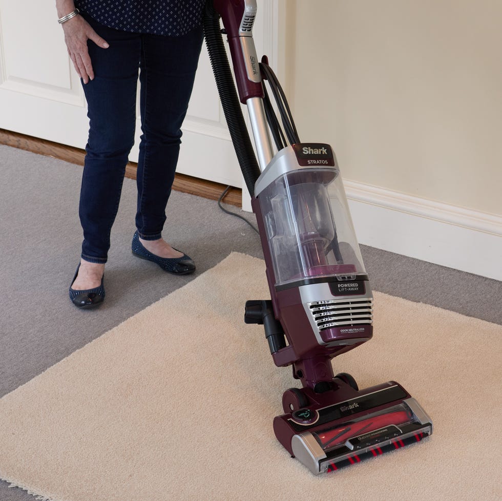 Stratos Upright Vacuum