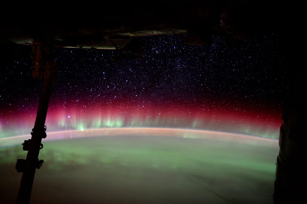 "Station passed through magnificent Aurora Australis last night," wrote Peake after capturing this image of the Southern Lights from the Space Station, 12 June 2016. Credit: ESA/NASA