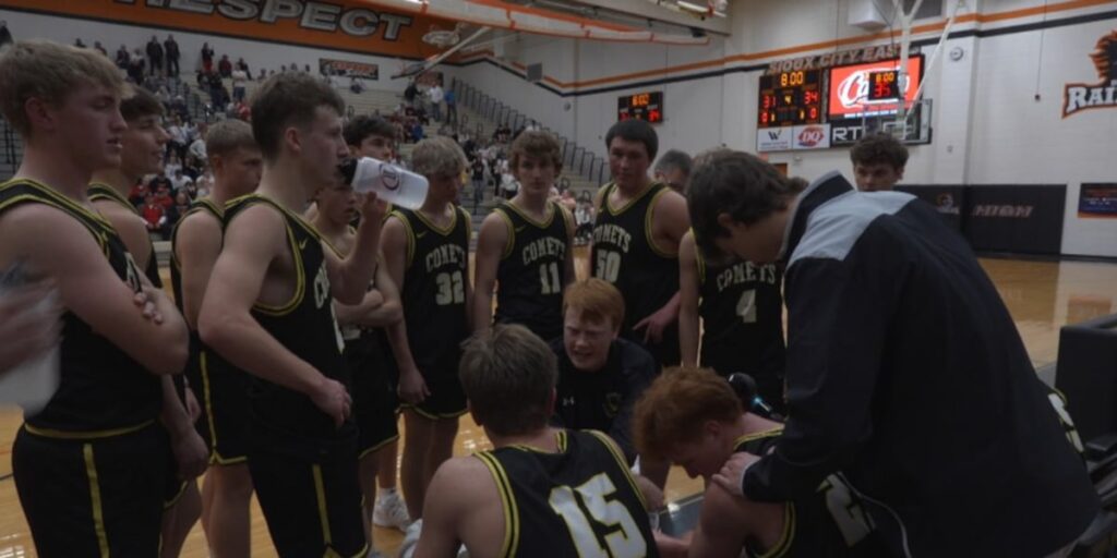 Comets will return to state tournament with win over Coon Rapids Bayard Comets will return to state tournament with win over Coon Rapids Bayard