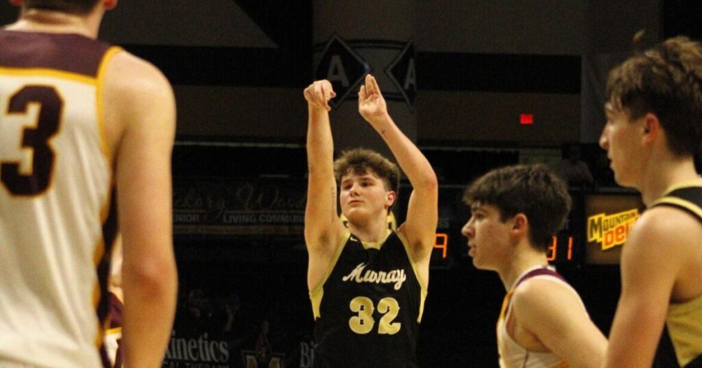 Tigers make statement over Comets in First Region tourney