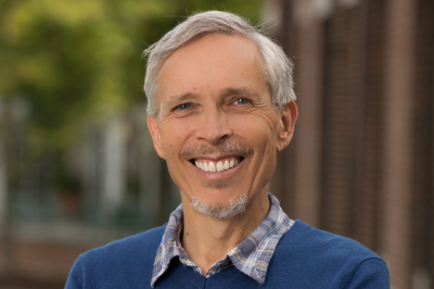 Astronomer Chris Impey to receive 2026 Lewis Thomas Prize