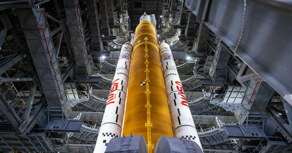 Astronauts try blasting off to moon after earlier problems