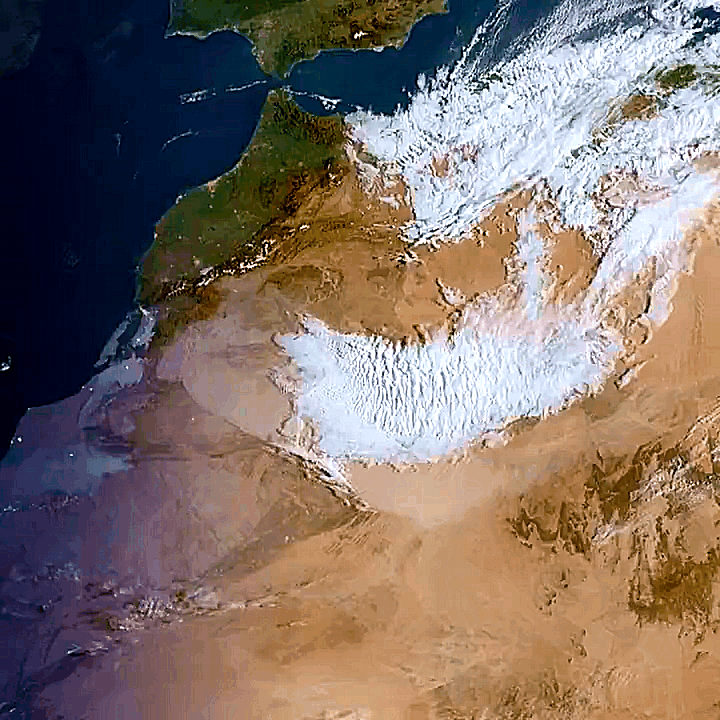 1,200-mile-long Wall of Saharan dust