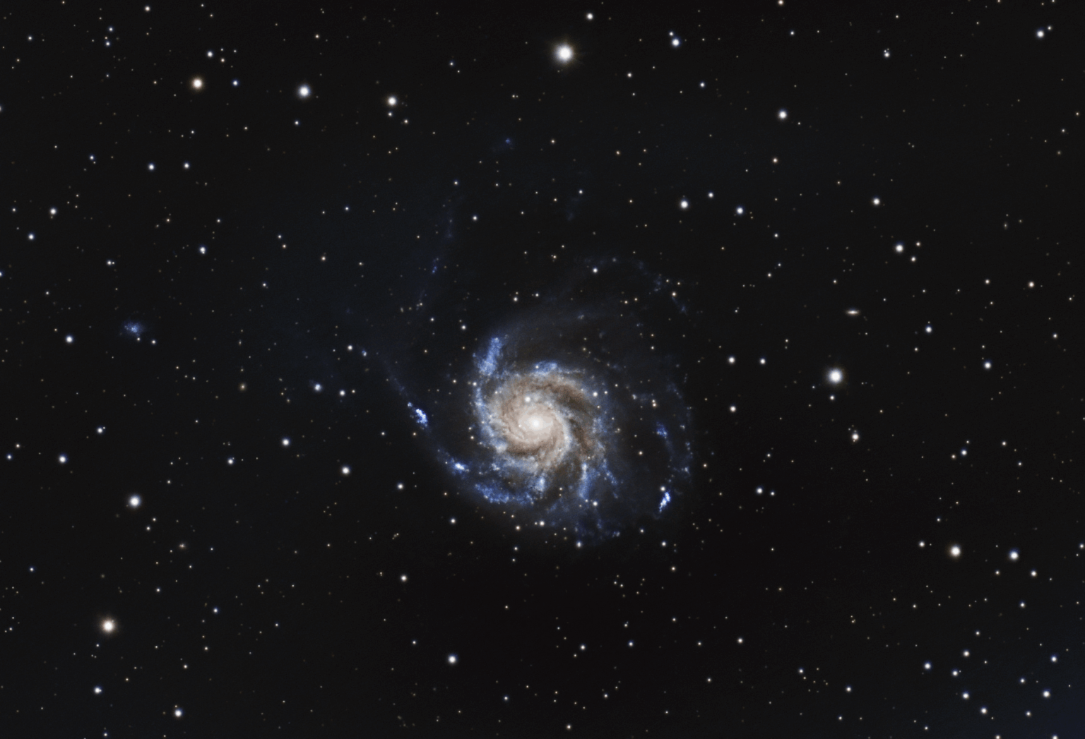 M101 Pinwheel Galaxy 6 Hours Broadband from Bortle 8