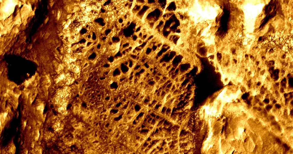 NASA Rover Exploring Strange, Haunting Structures on Mars NASA Rover Exploring Strange, Haunting Structures on Mars