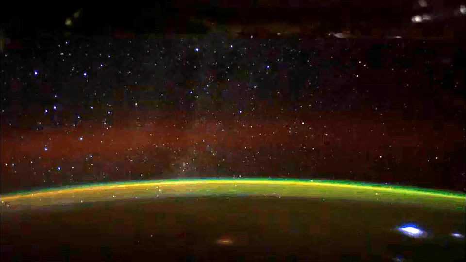 JWST suggests comet MAPS nucleus is comparable to Lovejoy